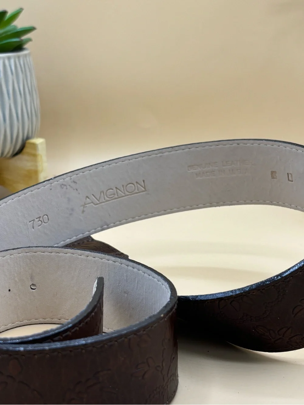 Vintage style Avignon Brown Floral Leather Belt
